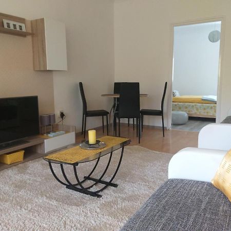 Simon Apartman Tiszafüred Екстериор снимка